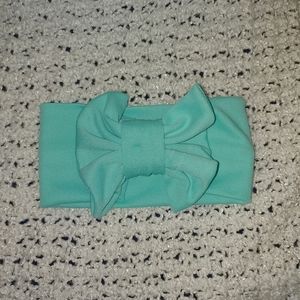 Baby bow headband
